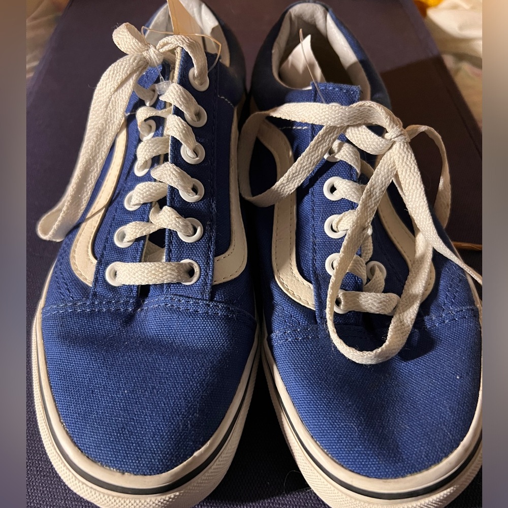 Preowned Vans Women’s Blue, Size 7
